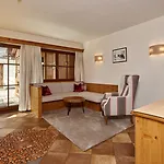 Gruenwald Und Mit Pool Sölden