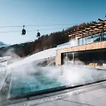 Gruenwald Und Mit Pool 4* Ζόλντεν