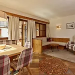 Gruenwald Und Mit Pool 4* Sölden