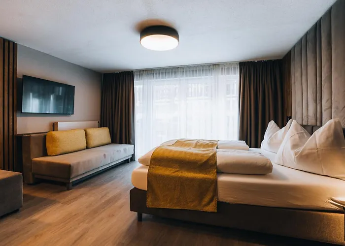 Aparthotel Gruenwald Und Mit Pool Sölden