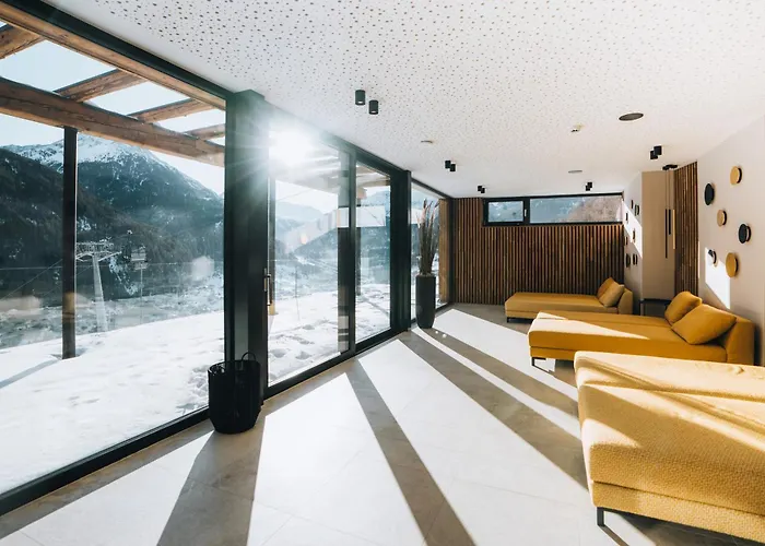 Aparthotel Gruenwald Und Mit Pool Sölden