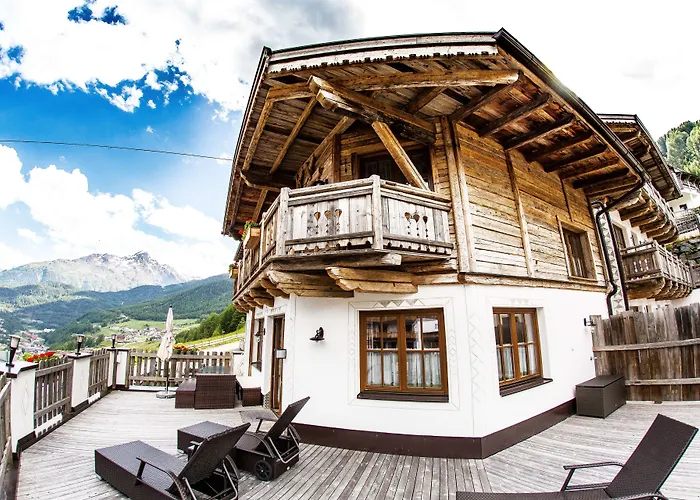 Gruenwald Und Mit Pool Aparthotel 4*