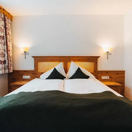 Gruenwald Aparthotel Solden