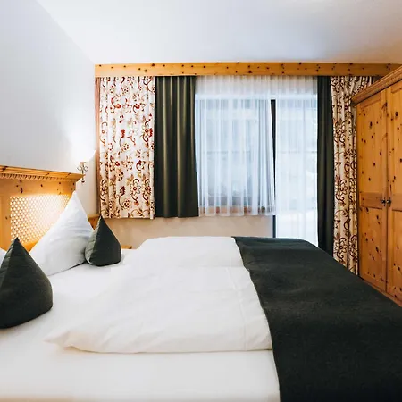 Aparthotel Gruenwald Solden