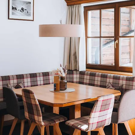 Gruenwald Aparthotel 3*