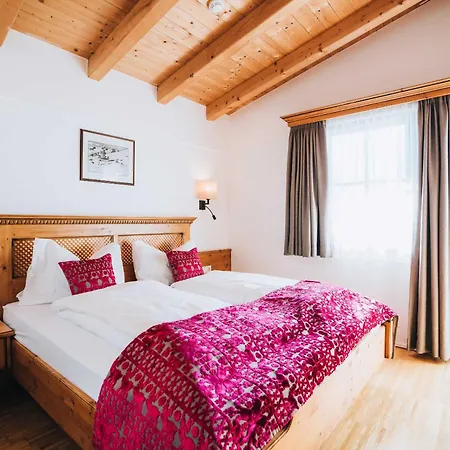 Aparthotel Gruenwald 3*